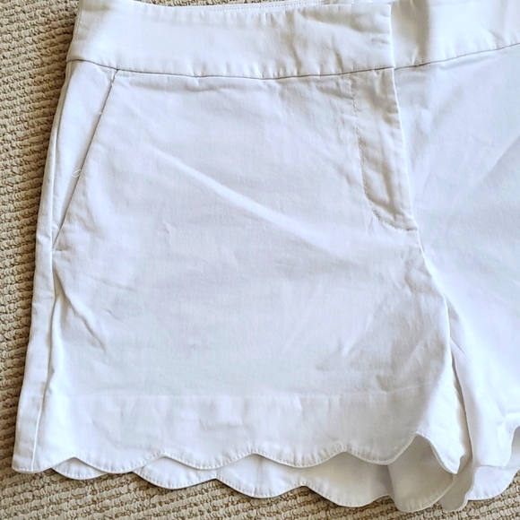 White Scallop Shorts - Picture 2 of 4
